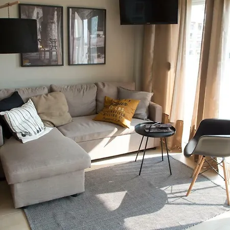 Urban Horizon-metro Station