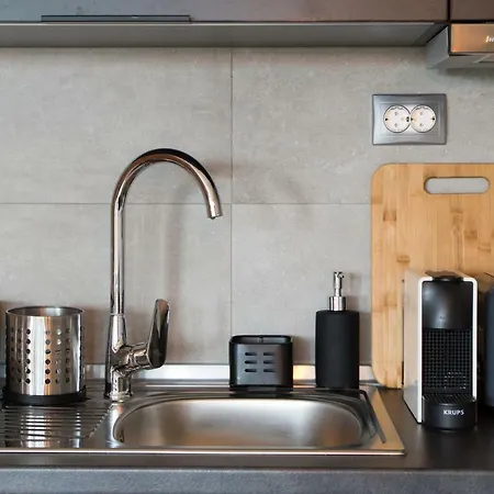 Urban Horizon-metro Station *