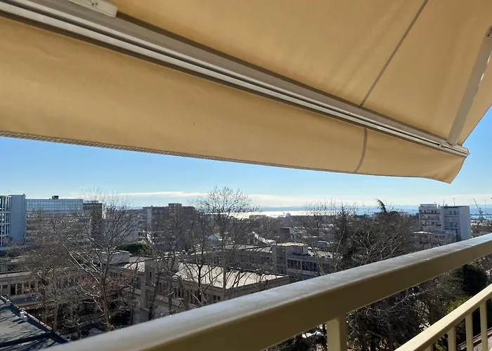 Apartment Urban Horizon-metro Station Thessaloniki