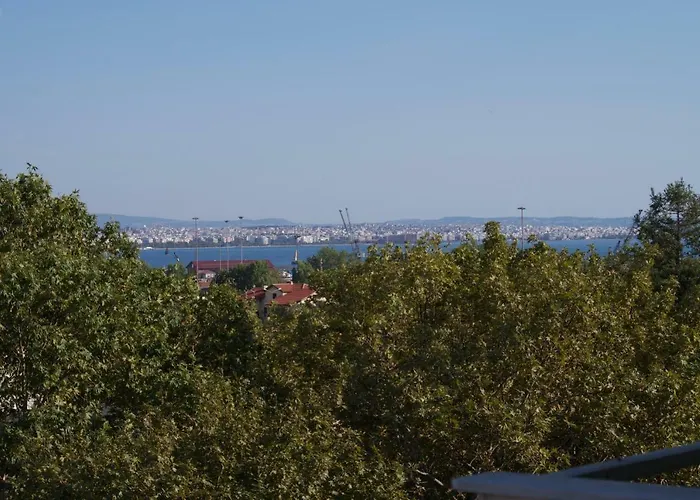 Urban Horizon-metro Station