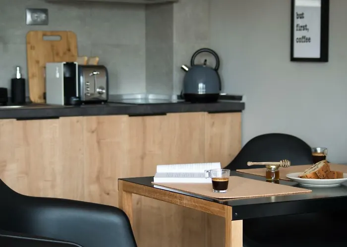 Urban Horizon-metro Station Apartamento