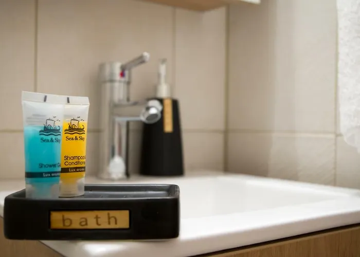 Urban Horizon-metro Station *