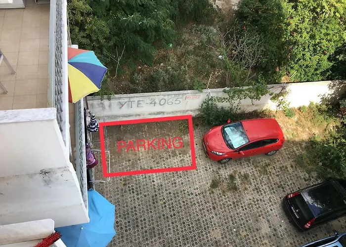 Urban Horizon-metro Station Apartament Salonic