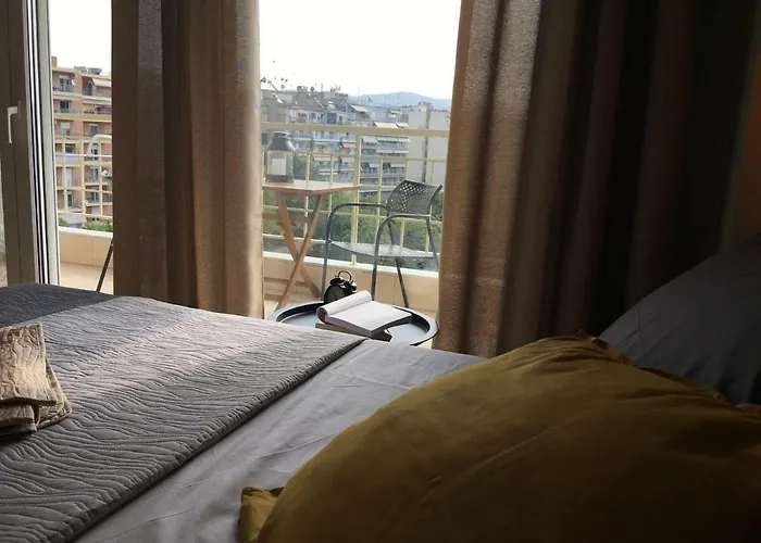 Urban Horizon-metro Station Apartament Salonic